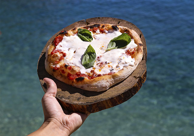 Vuelve-al-sabor-de-siempre-con-nuestros-platos-típicos-de-nuestra-gastronomía-mediterránea